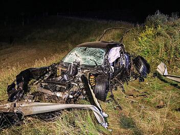 Ein 26-J&auml;hriger verlor die Kontrolle &uuml;ber sein Fahrzeug und verungl&uuml;ckte t&ouml;dlich auf der A3. Foto: Merzbach/News5