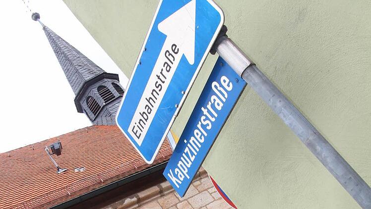 Wohnen in der Kapuzinerstraße in Höchstadt? Ein Mehrfamilienhaus und ein Einfamilienhaus sind in Planung.  Foto: Sarah Dann