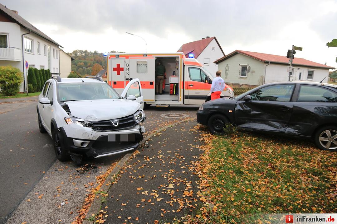 Rauhenebrach: Seat und Dacia kollidieren