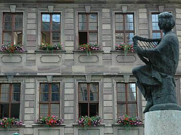 Das Wahlforum am 27. Februar soll Wählern Entscheidungshilfen liefern, welchen der drei OB-Kandidaten sie ins Rathaus schicken wollen. Farkas Siegfried