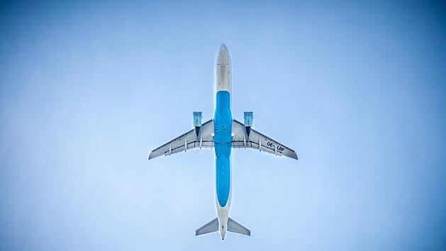 Symbolbild: Flugzeug