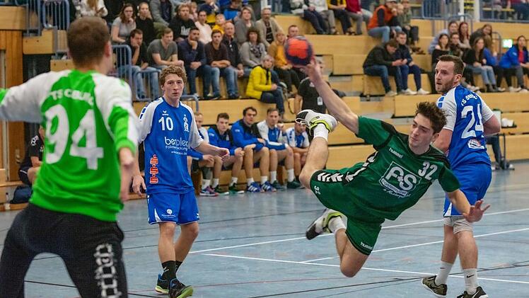 Sehr schön herausgespielt war dieser Treffer von Jonas Gebhard (TVW) zum 18:13 für sein Team. Foto: Klaus Gagel