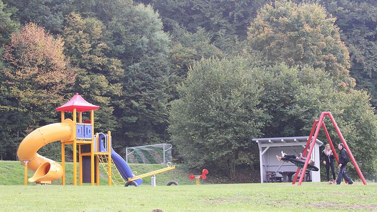 Der neu angelegte Spielplatz