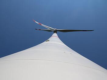 Im Staatswald bei Maria Bildhausen könnten vier neue Windräder entstehen. Betroffen wären allerdings hauptsächlich benachbarte Dörfer in Rhön-Grabfeld.  Foto: Thomas Malz