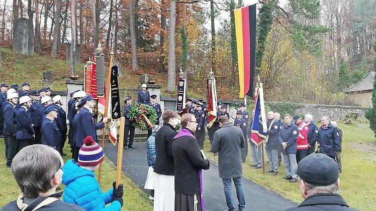 Der Volkstrauertag in Gößweinstein Foto: Thomas Weichert