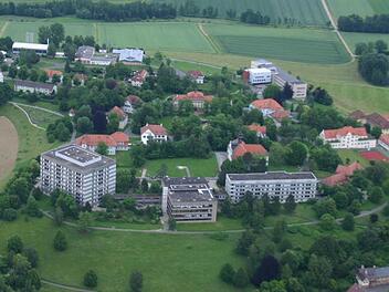Das Bezirksklinikum Obermain in Kutzenberg Archivfoto: Matthias Einwag