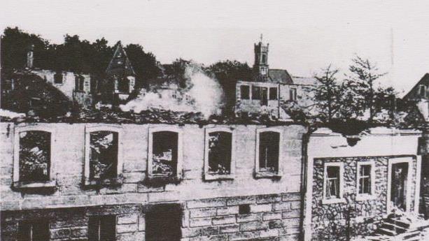 Dieses Foto dokumentiert die Folgen der Brandkatastrophe von 1911 in Teuschnitz.  Repros: Alexander Grahl