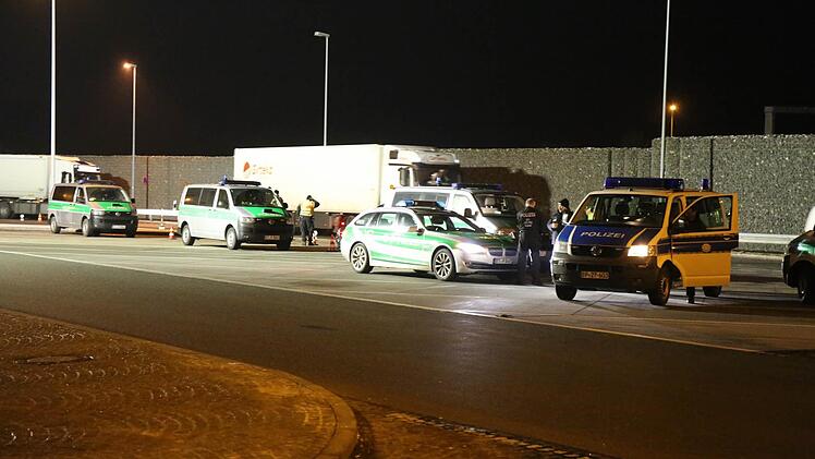 Die Todesfahrt in Berlin zieht seine Kreise auch bis nach Oberfranken. Auf der A9 fand eine Gro&szlig;kontrolle statt. Foto: News5