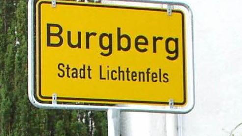 Ein eigenes Ortsschild, aber keine eigene Einsatzwehr mehr hat die ehemalige Gemeinde Burgberg. Archivbild: Thieret