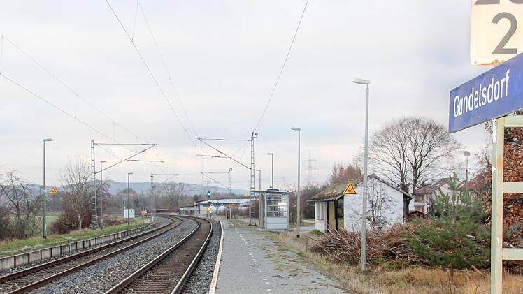 Der Bahnhalt in Gundelsdorf - aufgenommen im Dezember 2018. Foto: Andreas Schmitt