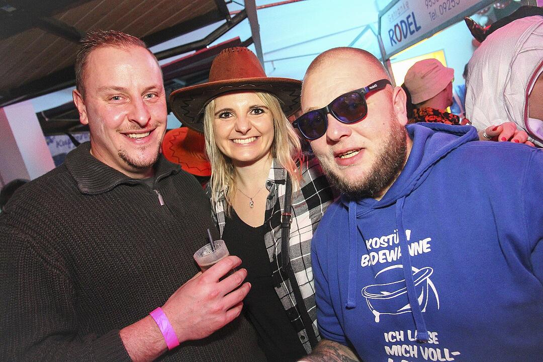 Super Stimmung beim Blütenfasching