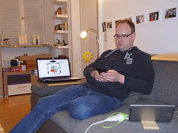 Auf allen Kanälen digital vernetzt ist Pfarrvikar und Dekanatsjugendseelsorger Andreas Hartung. Sabine Weinbeer