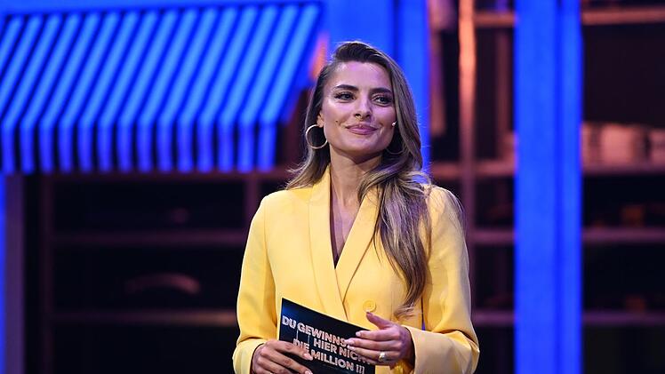 Sophia Thomalla war bei "Du gewinnst hier nicht die Million" als Spielleiterin zu Gast.