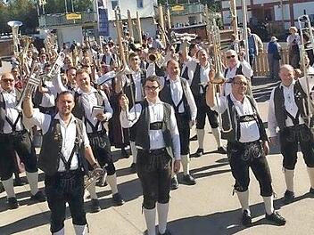 Der Musikverein Marktleugast spielte bei der "Oiden Wiesn" in München auf. Foto: privat