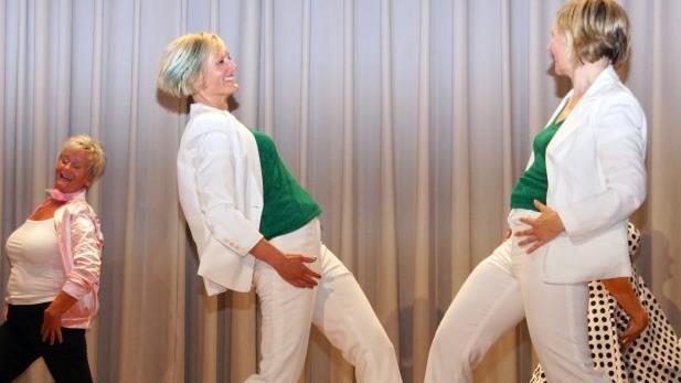 Bot einen bunten Tanzblumenstrau&szlig; dar von Abba bis John Travolta: die Jazz Dance Crew der Turnerschaft Lichtenfels.Mario Deller