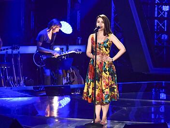 Die Bambergerin Daniela Hertje, vielen bekannt als "Daney" bei "The Voice of Germany" (Bild), tritt am Freitag auf der Böhmerwiese auf. Foto: ProSieben/Claudius Pflug