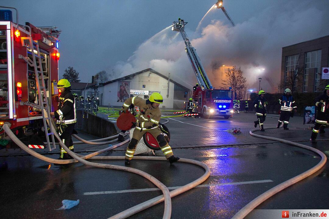 Sonnenstudio in Vollbrand