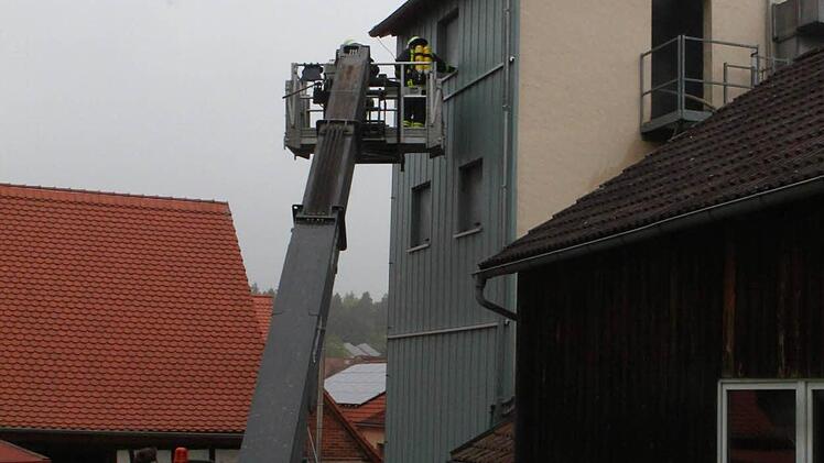 In einem Späne-Silo in Buch am Wald hat es am Dienstag stark gebrannt. Foto: News5 / Buerkel