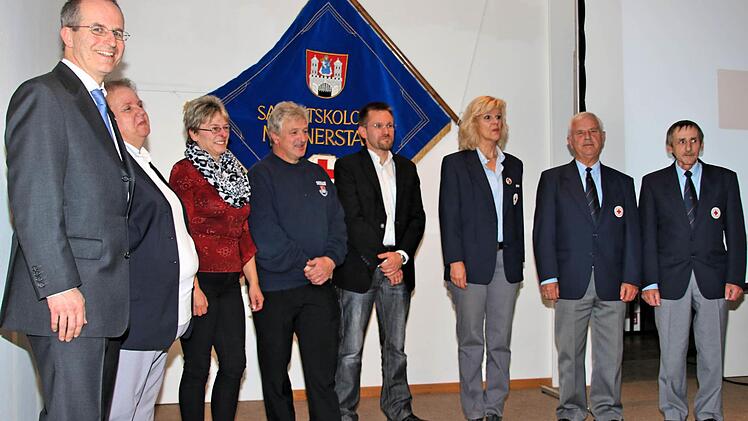 Verdiente und langjährige Mitglieder des Roten Kreuzes wurden bei der Jubiläumsfeier in der Alten Aula geehrt.  Foto: Dieter Britz