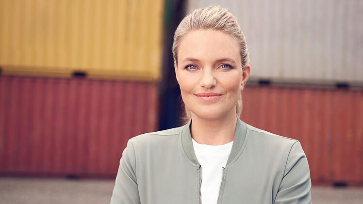 Sie merke, sagt Sarah Tacke, "dass es bei vielen immer noch ein Unbehagen auslöst, offen übers Geldverdienen zu sprechen".