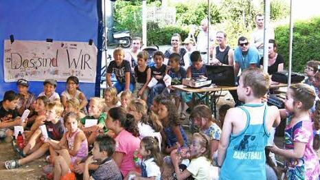 Das sind wir: Die Kids bei der Filmvorführung Foto: Dieter Grams