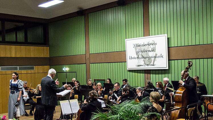 Impressionen vom Neujahrskonzert des Musizierkreises NeustadtFoto: Jochen Berger