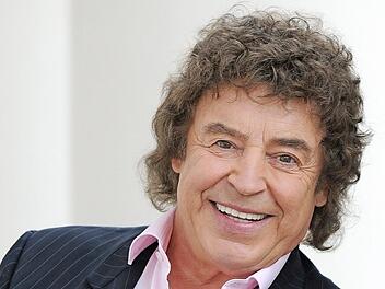 Nach kurzer Recherche im Terminkalender steht fest: Tony Marshall wird in Neuhaus auftreten.  Foto: PR