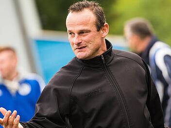 Für Ex-Profi Armin Eck ist nach drei Jahren beim ATS Kulmbach am SAisonende Schluss. Foto: Alexander Muck