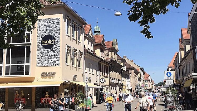 Im ehemaligen Modehaus Eisert wird schon bald ein neuer Laden einziehen: Die Freilauf GmbH ist bereits in Erlangen vertreten und wird schon bald einen zweiten Standort im ehemaligen Eisert-Laden aufmachen.