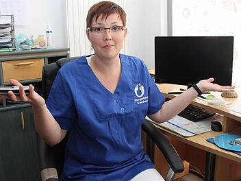 Anja Vierthaler ist verzweifelt: Das Telefon geht nicht, und auch der Internet-Anschluss ist gekappt.