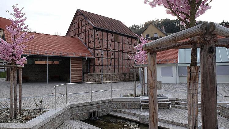Feuchtigkeit in der Rauschmann-Scheune (geschlossenes Gebäude) macht Probleme. Foto: Gerd Schaar