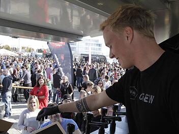 16 Foodtrucks mit kulinarischen Leckereien - hier ein  Bild, das im September  Forchheim entstand - sind beim Herbstmarkt am 29. Oktober in Luidwigsstadt.Archiv/Josef Hofbauer