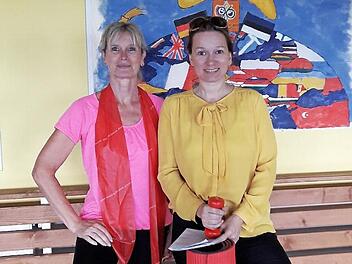 Heike Förster (links) leitet mit Unterstützung von Dagmar Herzing den Kurs.  Foto: TSV Lonnerstadt
