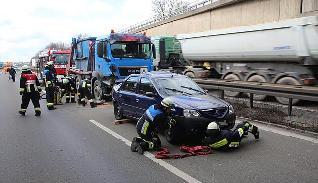 Unfall auf Südwesttangente in Nürnberg-Schweinau