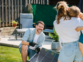 K&uuml;nstliche Intelligenz optimiert Balkonkraftwerk: So geht&rsquo;s smart