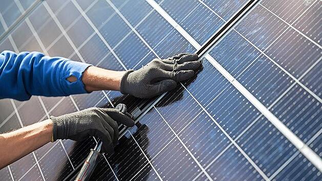 Photovoltaik auf Dächern von öffentlichen Gebäuden ist Teil des Röttenbacher Konzepts.