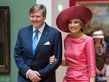König Willem-Alexander und Königin Maxima besichtigendie Alte Pinakothek in München. Foto: Sven Hoppe/dpa