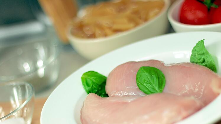 hähnchenbrust hähnchenbrustfilet hähnchen hühnchen