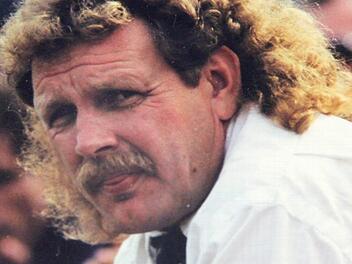 "Bubi" Blum, der Vulkan an der Seitenlinie, verlangte von seinen Spielern immer 120 Prozent an Kampfgeist und Siegeswillen zum Wohle der Mannschaft. Foto: Archiv