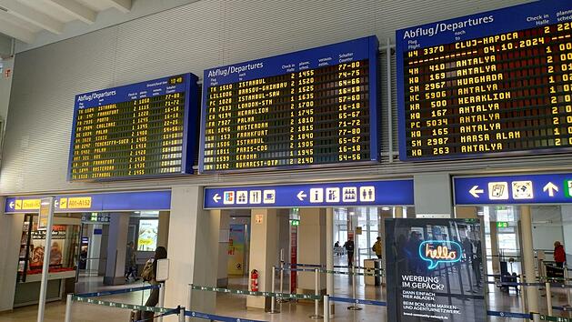 Flughafen Nürnberg Schalter Abflug