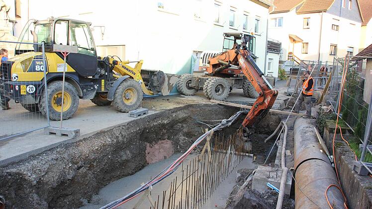 Besonders auf die Kabelstränge muss man aufpassen. Foto: Friedwald Schedel