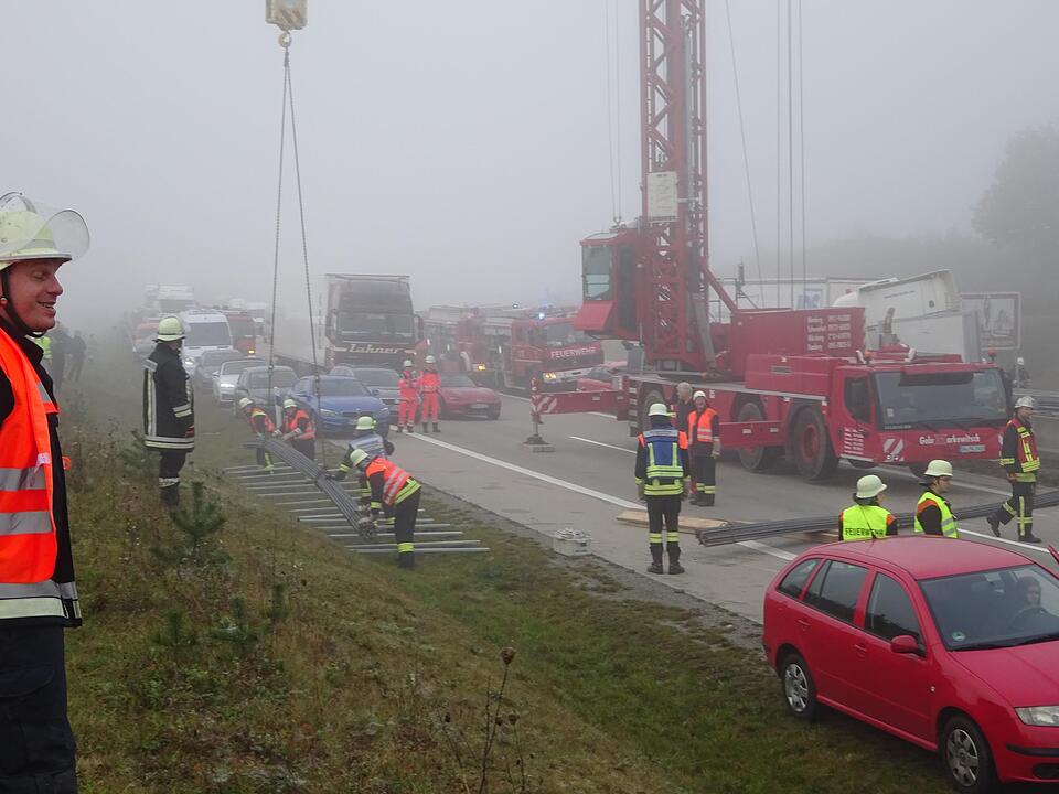 Unterfranken: Spektakulärer Unfall auf der A71