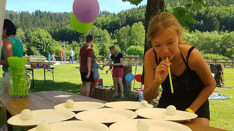 Luftholen war beim B&auml;llepusten gefordert.J&uuml;rgen Schlee