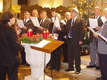 Der Männerchor thematisierte die Erwartung und Gottessehnsucht.  Foto: Heike Schülein