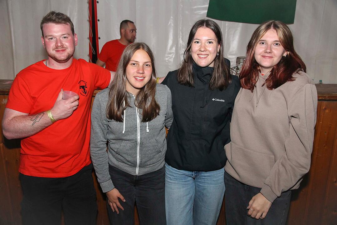 Party mit den DORFROCKERN Party mit den DORFROCKERN