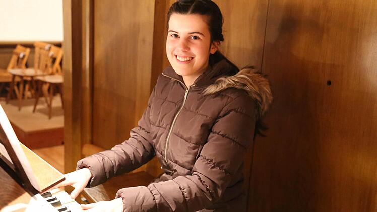Anne Rustler präsentierte beeindruckende Stücke an der Orgel. Foto: Bernd Kleinschmidt