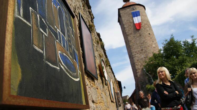 Der Kunsthandwerkermarkt "Klein Montmartre" gehört zu den unvergessenen Ideen von Kulturbunt. Foto: Archiv/Arkadius Guzy