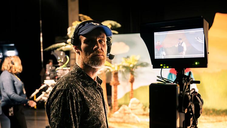 Kameramann Stefan Gl&uuml;ck (Niels Bormann) geh&ouml;rt von Anfang an zum Team der legend&auml;ren Kindershow "Sachen und Machen". Zu Beginn des "Tatorts" wird der beliebte Kollege ermordet. Wer k&ouml;nnte ihn auf dem Gewissen haben?