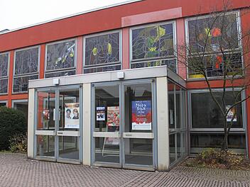 Der Kreiskulturraum in Kronach muss dringend saniert werden. Bisher gibt es dafür aber keine Zusage auf staatliche Mittel. Foto: Alexander Müller