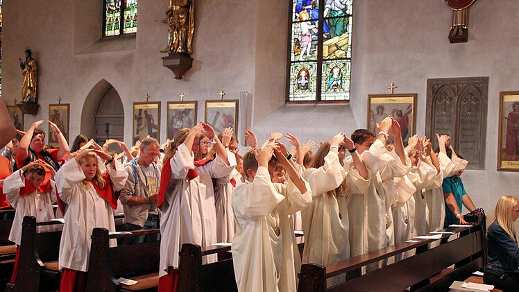Gemeinsame Lieder in der Pfarrkirche St. ThomasSusanne Deuerling